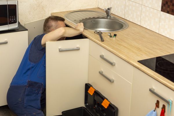 Kitchen Sink Plumbing in Youngstown