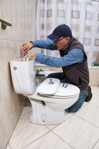 Broken Toilet Repair in Youngstown