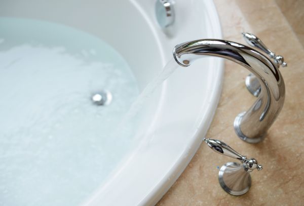 Cost of Tub Faucet Replacement in Youngstown