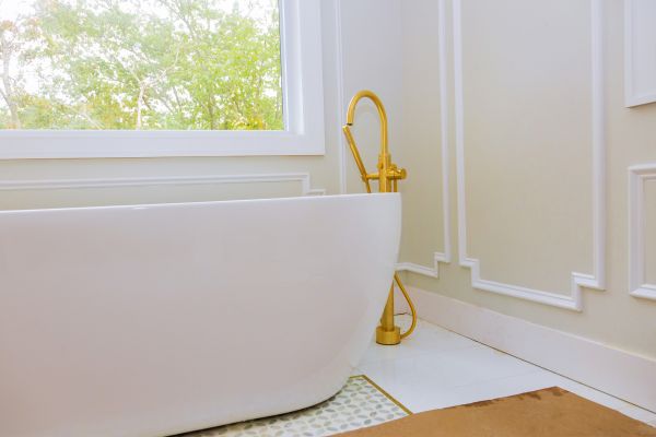 Tub Water Leak Repair in Youngstown